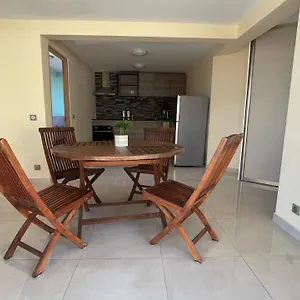 Auae Hills Appartement